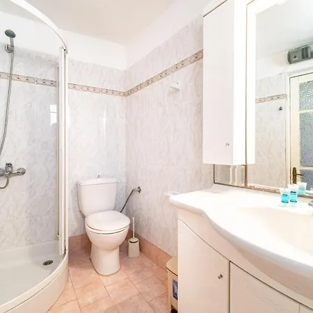 Captain Spiros House Lákones